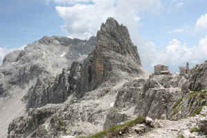 Rifugio Pedrotti, Croz del Rifugio e Monte Daino