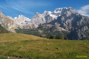 Val di Sacco e le cime del Gruppo Brenta occidentale da Malga Movlina