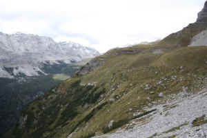 IL sentiero delle Palete e sulla sinistra Val Flavona e Cima Santa Maria